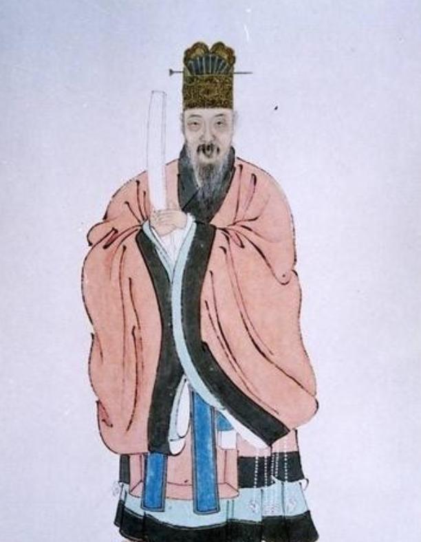 1562年，严嵩倒台，徐阶取代他成为首辅。徐阶之子劝道：“爹，当年严嵩处处欺压您