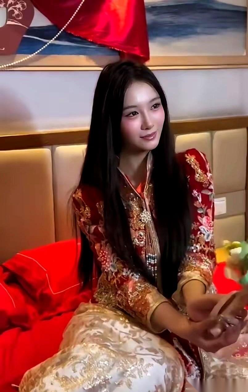 就离谱。178块钱，让你当一回“新郎官”。地点：足疗店。我看到这消息的时候