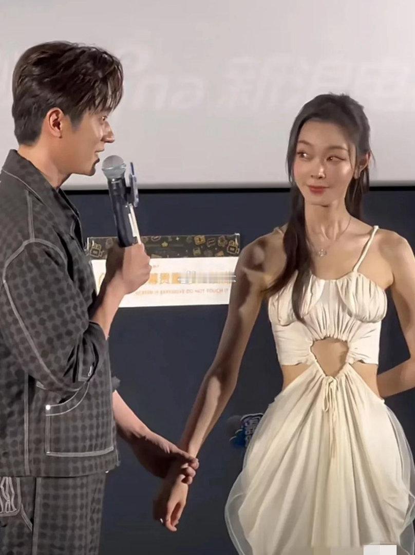 这么瘦的人也会有副乳，跟自己和解了😂