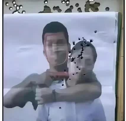 这水平应该跟国足有得一拼吧