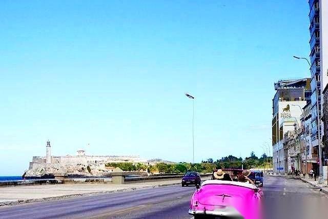 我问我古巴老公，洗洁精在哪儿？他云淡风轻地来了一句：用洗衣粉洗，或者肥皂也行。