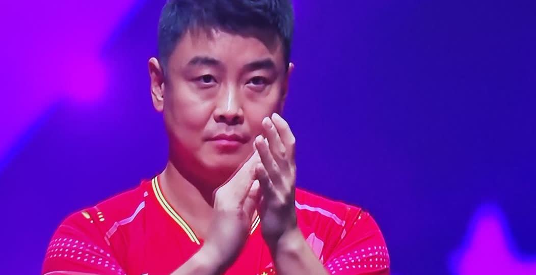 最开心的，一定是看台上的中国大妈和大婶！感觉王皓的掌声，就是淹没在惊呼阵阵的
