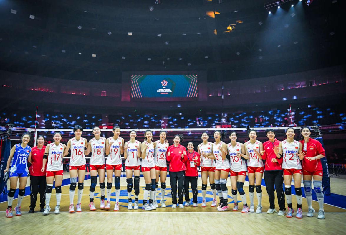 赵勇执教后，中国女排有多少战术已经消失首先是背飞，现在副攻都打三号位，王媛媛