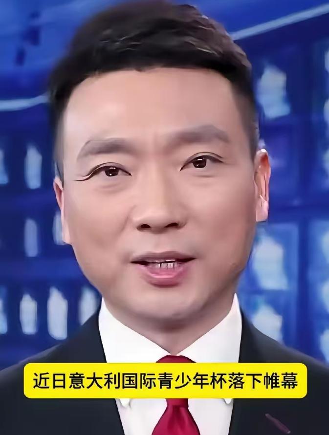 终于看了中央台的报道！央视新闻真的报了。用了一分多钟，给了特写镜头，标题很直