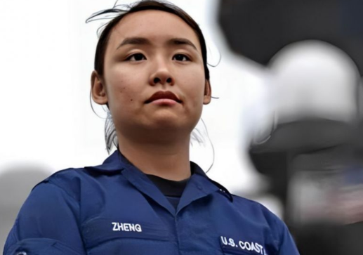 我们只是正常巡视，如果中方再向前一步，我们不介意采取行动。”——电台里蹦出的这句