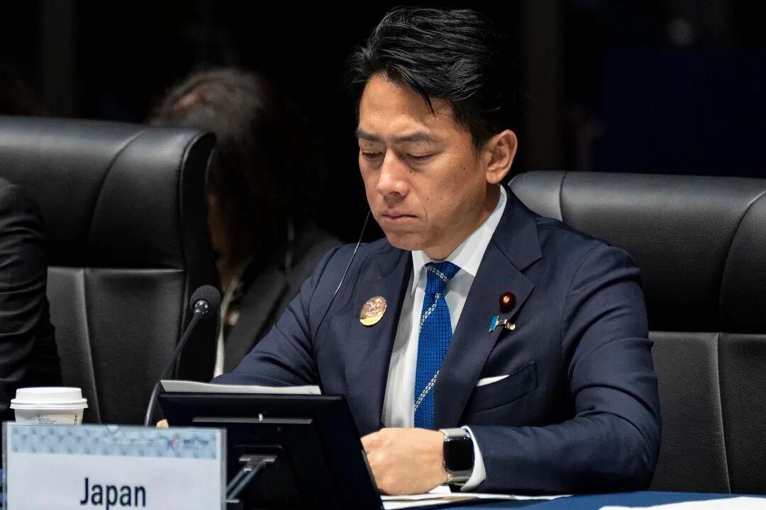 🌞日本最热门新首相参选！他是前任首相小泉纯一郎之子，或将成为二战后日本最年