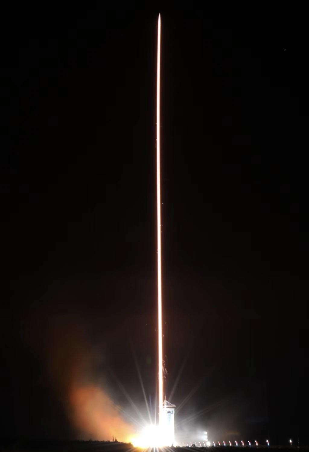 漂亮，我国第二代极轨气象卫星风云三号08星成功发射，风云三号03批收官……长征