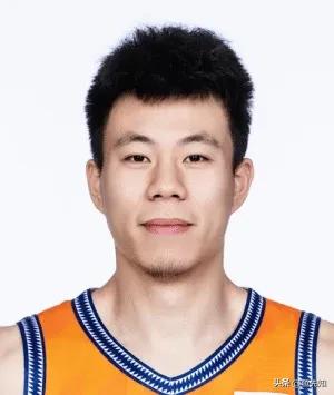 看来张镇麟来来上海队真是来对了，没想到今天打山西，张镇麟划划水就赢了。在2024