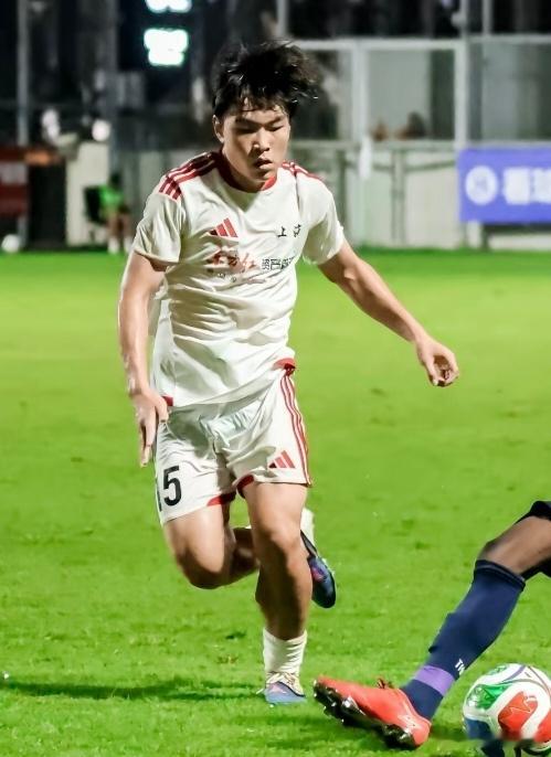 上海明日之星冠军杯：吕孟洋、潘朝伟同日出战！U17青训德比剧本二选一上...
