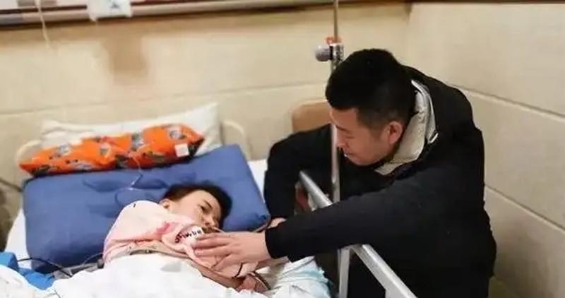 2019年2月,常州小伙王健接到贵州女友的告别信息:医院不收了,你别等了。三