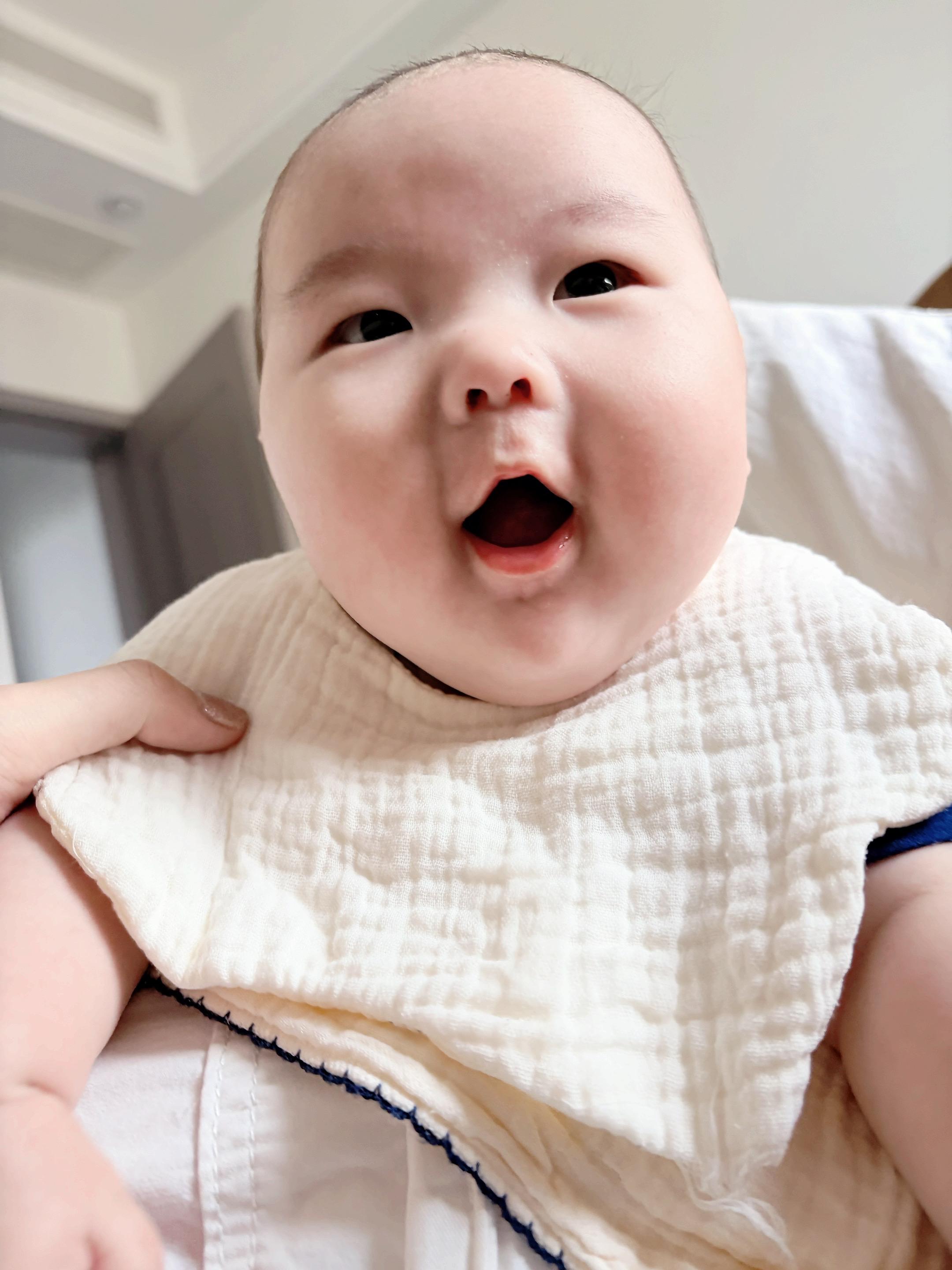 记录婴儿日常 宝宝表情管理
