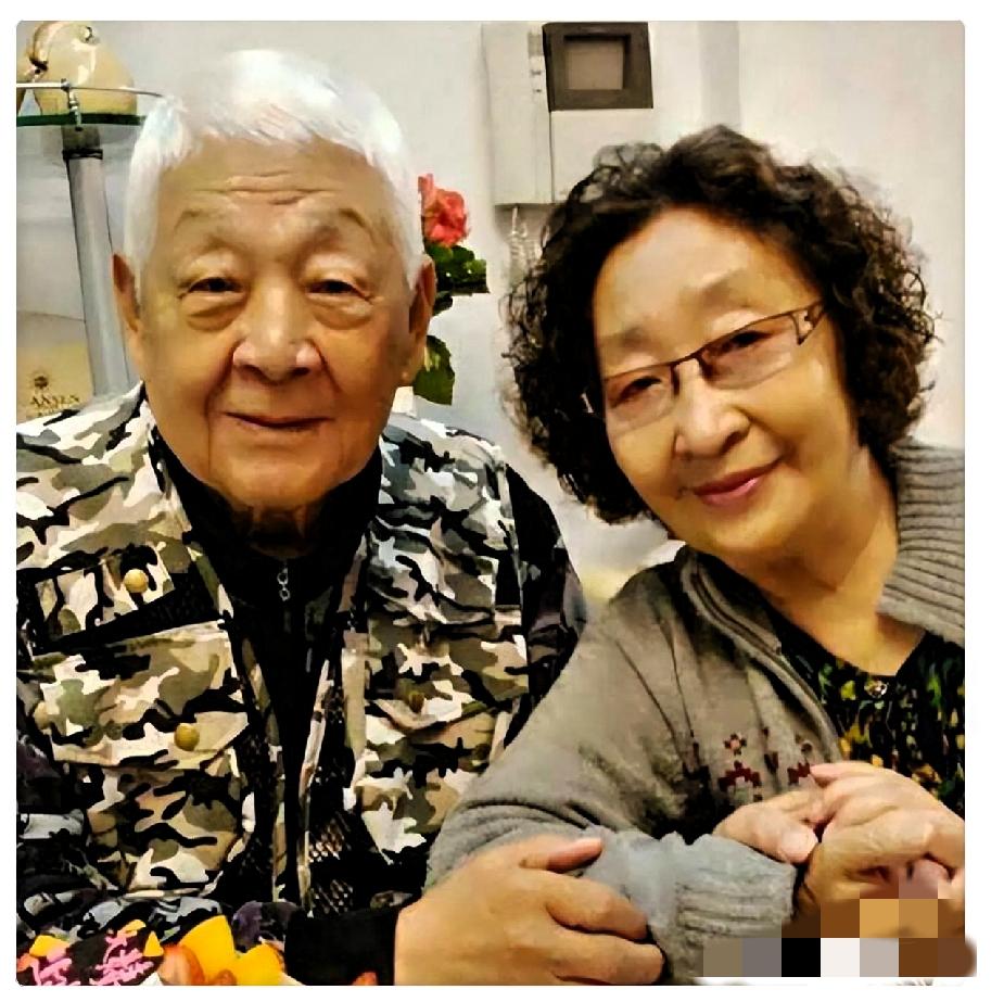 彭玉走了。她最放心不下的人，不是大女兒赵玲琪，也不是小女兒赵珈琪，而是她的第二