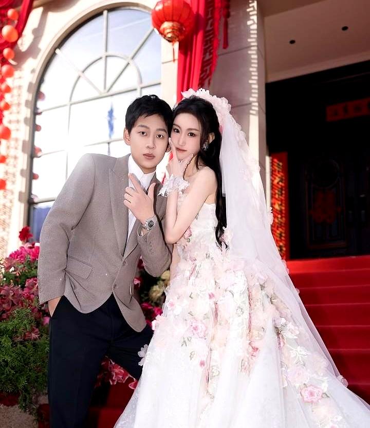 果然还是女人懂女人。我问闺蜜为啥陈雪凝才新婚七天，就被绿了。她眉飞色舞的两句