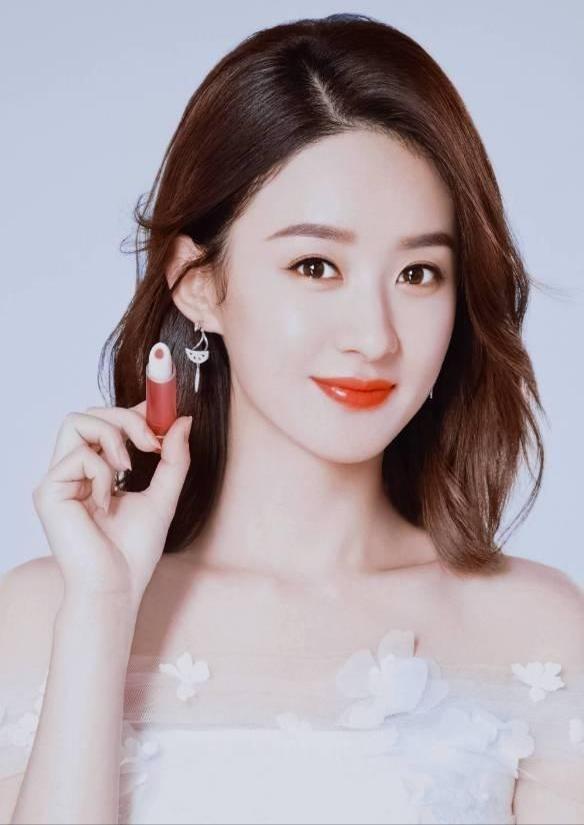 🌞2012年，吴奇隆弄了家影视公司，找赵丽颖说：“你投十万块，我给你1%的