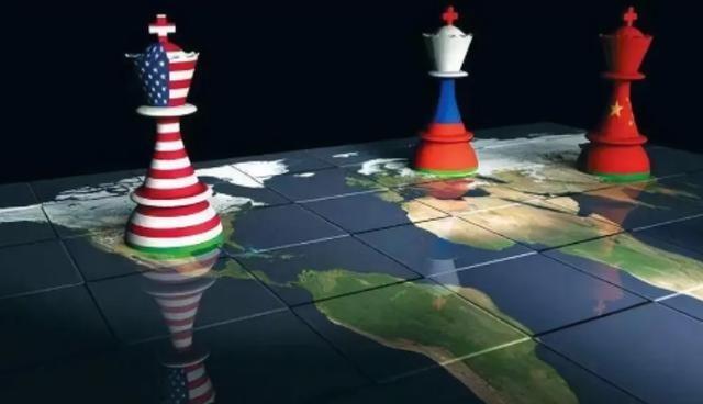 美俄：在等中国！俄在乌克兰动手了，美国在委内瑞拉动手了。中俄美这三国的动态，凑