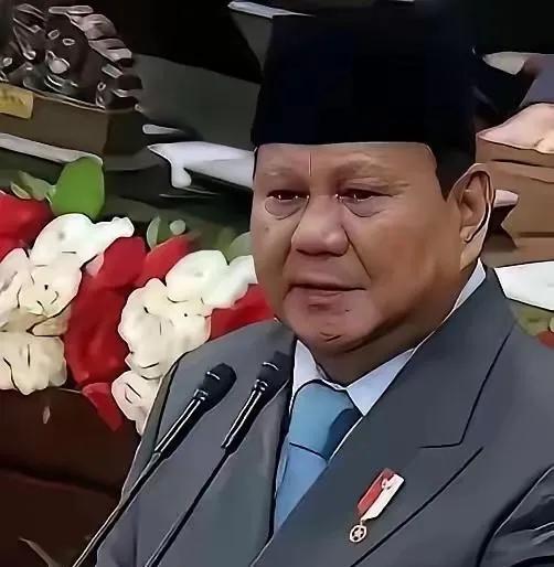 三周，仅仅三周时间，整条生产流水线被全部拆解打包，高效果断的产业撤退，震惊了整个
