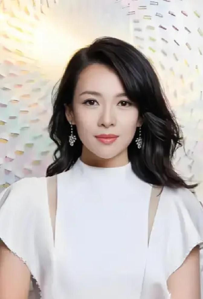 2023年章子怡和汪峰痛快地发完离婚声明后，看热闹的人都在掐指头算，这位身家过亿的影后啥时候会扯第二