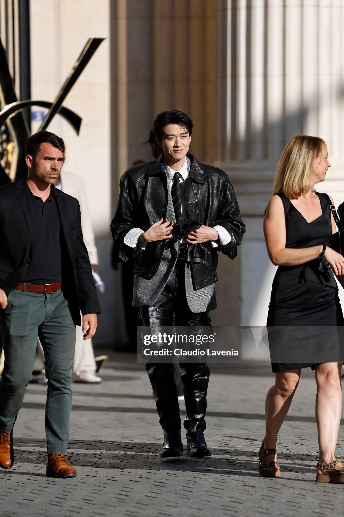 魏大勋inSaintLaurent2026春夏男装秀，G社生图继续更新中