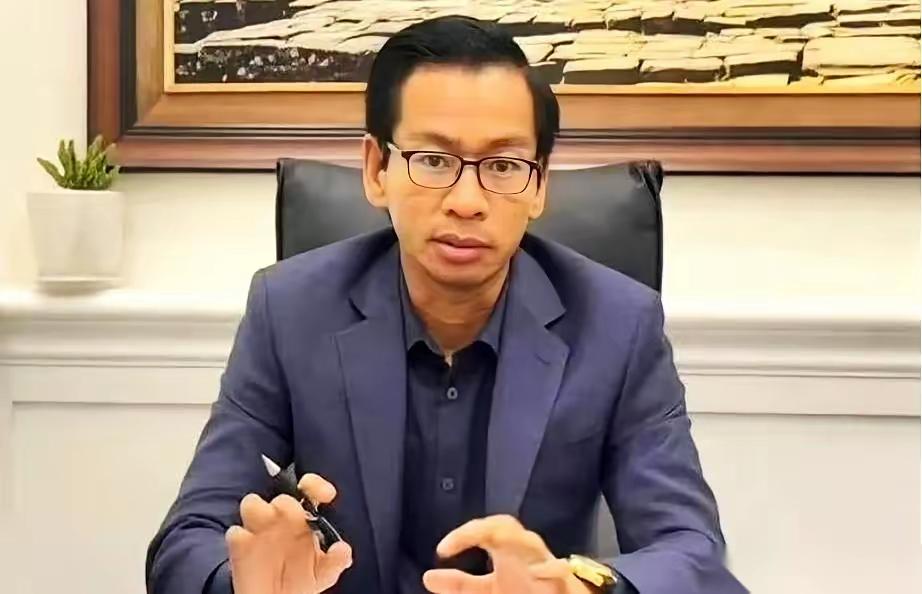 这事儿就特有意思。美国那边刚把制裁的大棒子挥起来，点名道姓地列了10个在柬埔