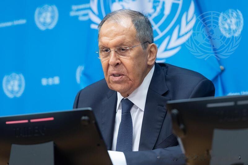 重磅！拉夫罗夫：临时停火就是圈套，根源不除绝不收兵。联合国安理会会场，俄