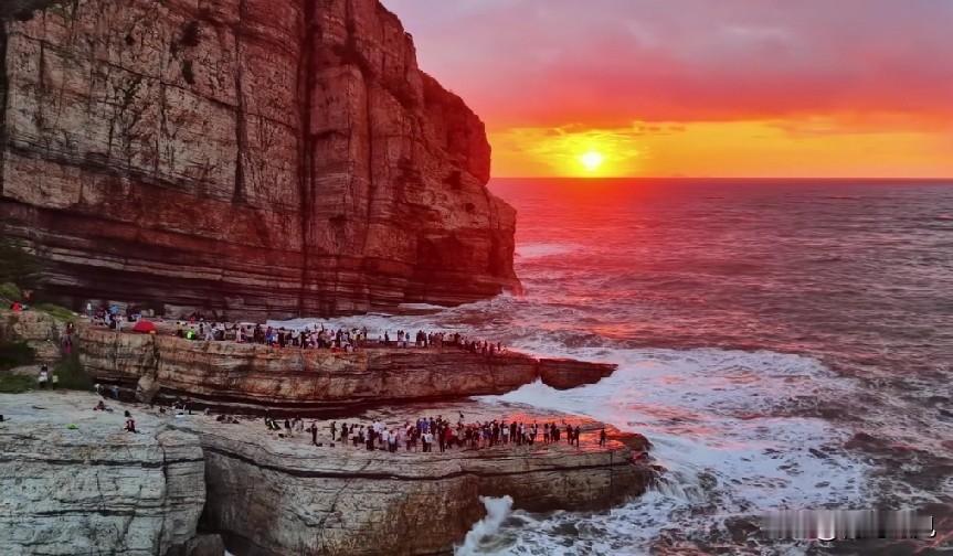 大热！这个五一，青岛必定成热门旅游城市，比以往人更多。还有半个月，就将迎来五