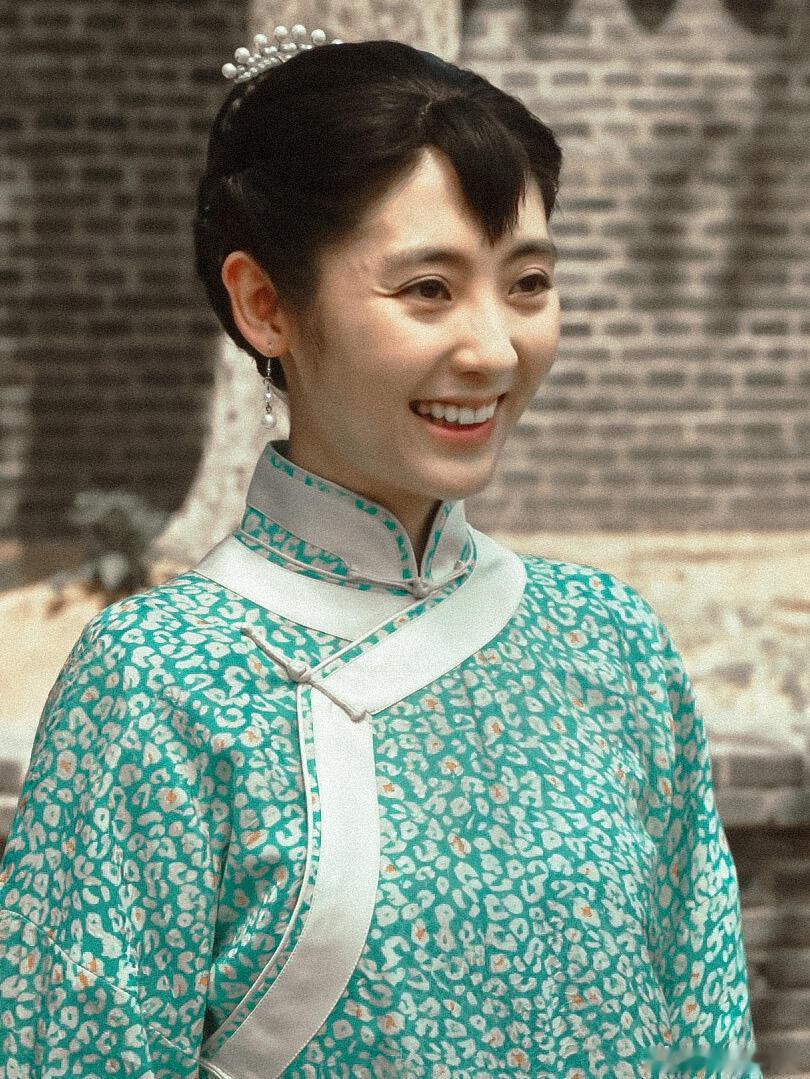 邢菲白玉兰遗珠邢菲宁苏苏没被提名白玉兰入围名单别的咱不说了，就冲宁苏苏被全网刀