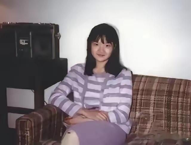 陈凯歌以前把洪晃拍的那么美，一定也深爱过吧？