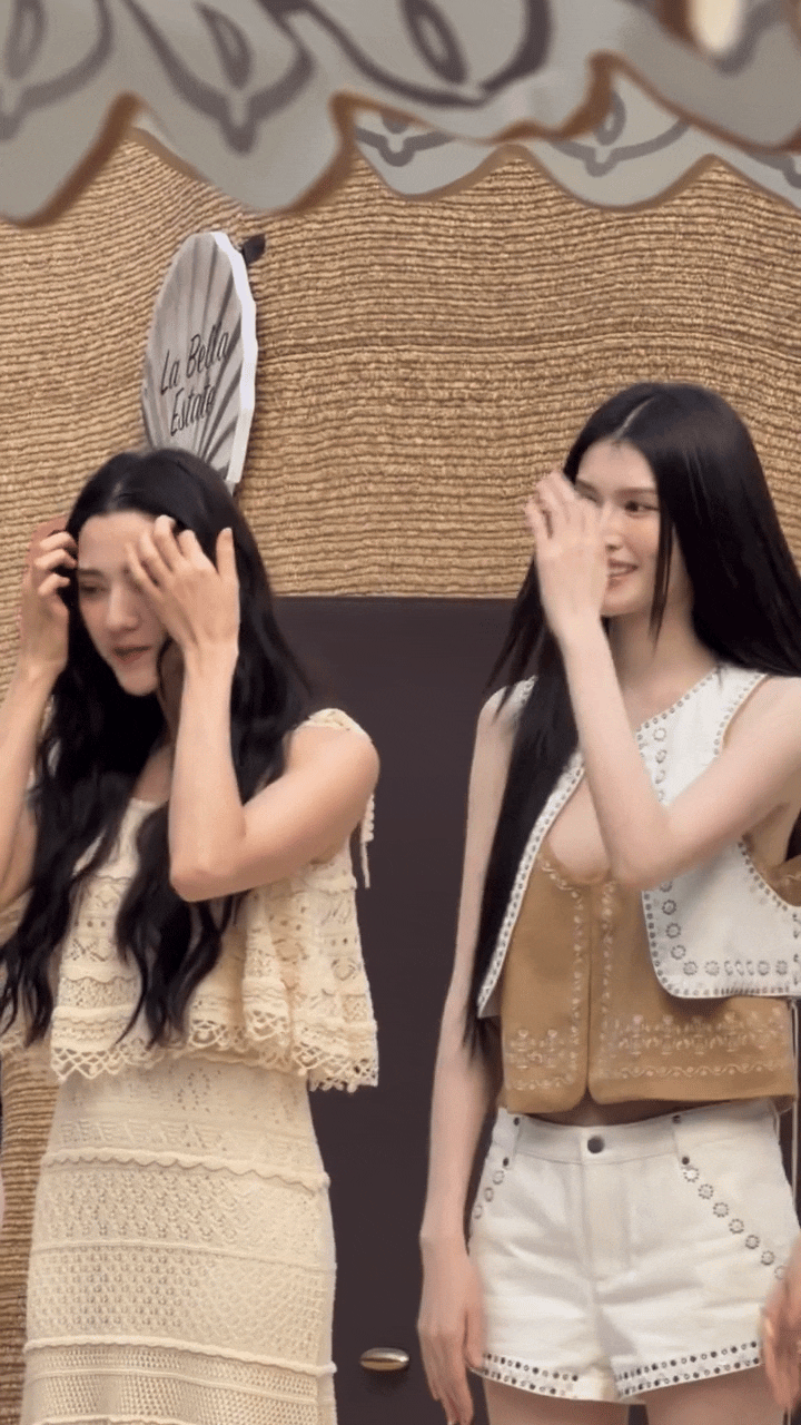 娜然和何穗两位大美女同框，相谈甚欢！