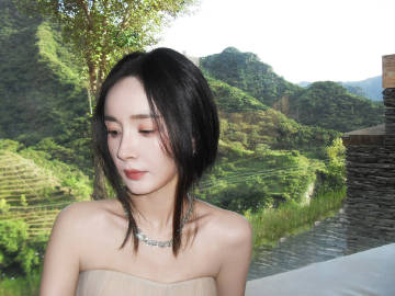 不得不服，杨幂的写真总能打破我的审美天花板