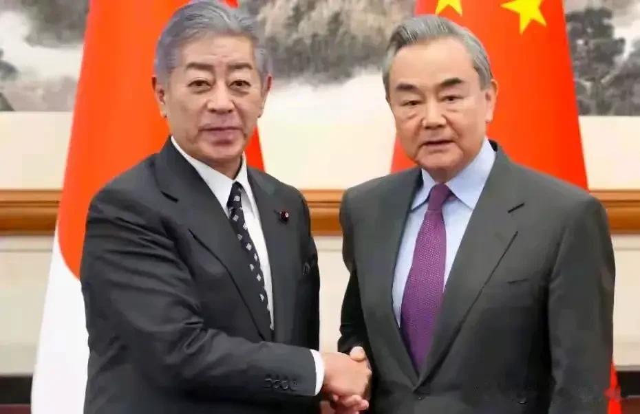岩屋毅再次来华！这是高市关于台湾错误言论后，日本首位来华的高官，作为田中角荣