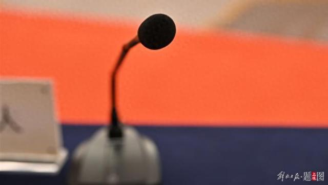 金属品种波动较大, 上期所连发多条通知