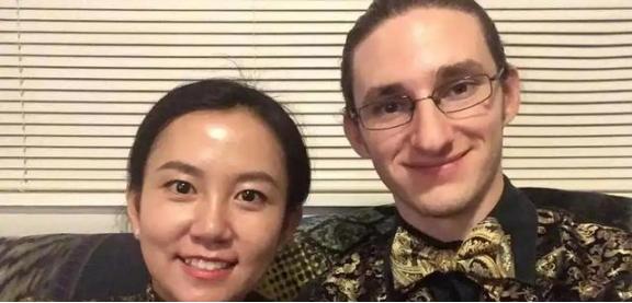 从"我愿意"到埋尸地，76米！美国一个男人冲着自己中国老婆吼：“你滚回中国去！”