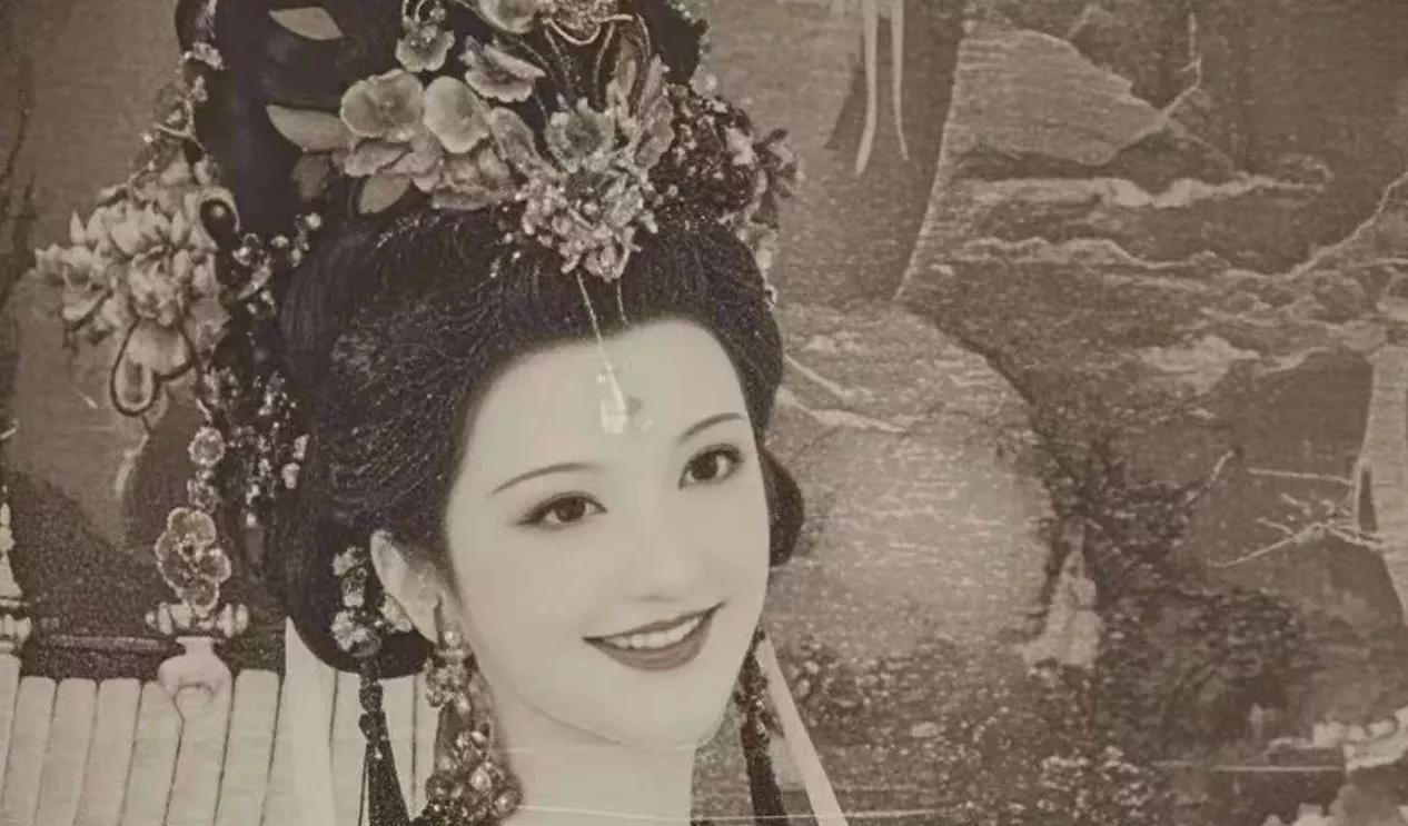 公元504年，北魏兰陵公主怀孕7个月，发现驸马背着自己宠幸宫女，顿时大怒。争执中