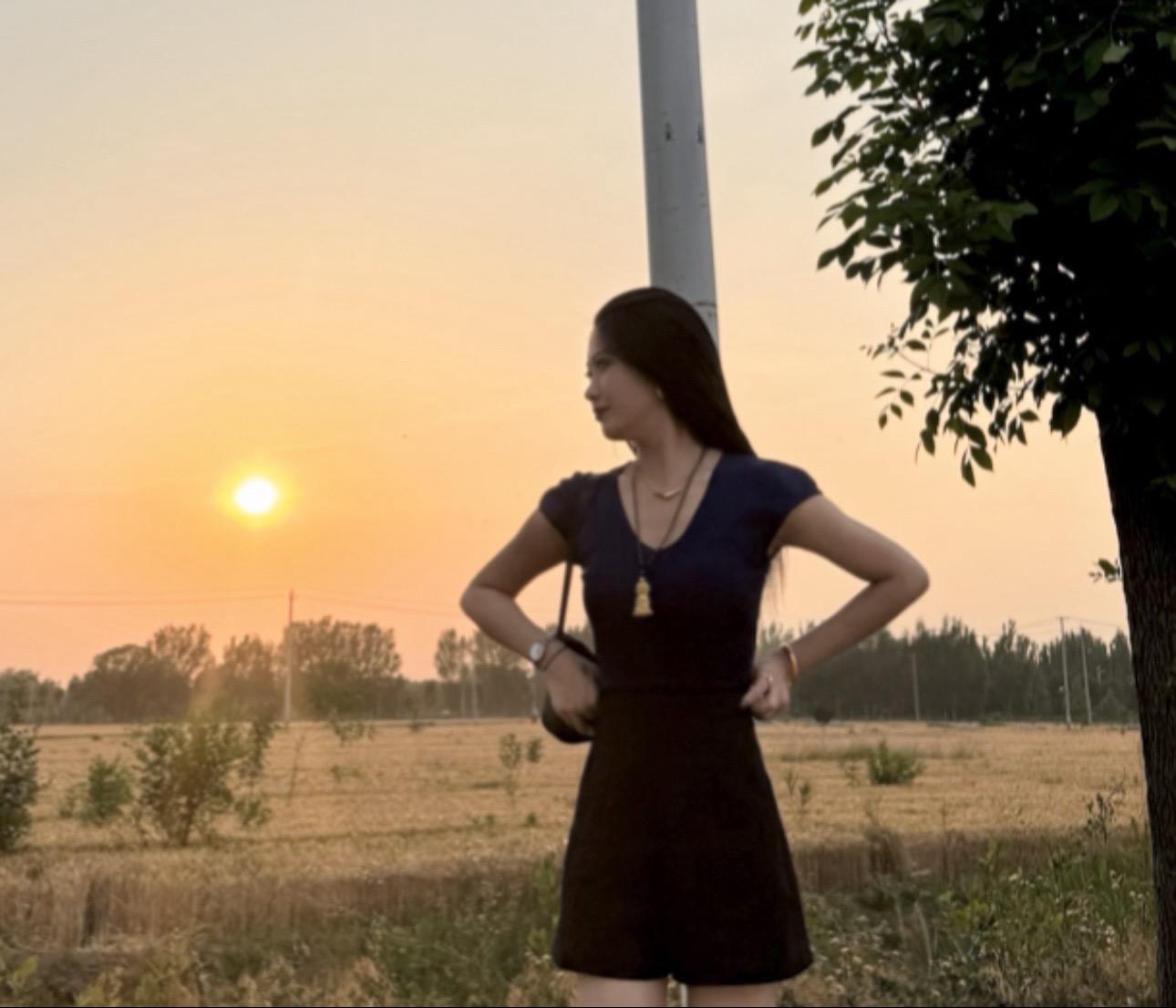 今天的风景是原相机下 夕阳无限好的感觉，这时候取景太出片了 抓紧拍
