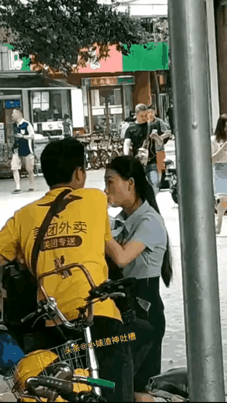 人家至少有人陪，你有吗？