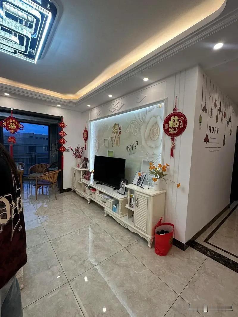 2026年最火的说法：没买房的成了人生赢家，买房的全成了输家这话听着扎心，也让