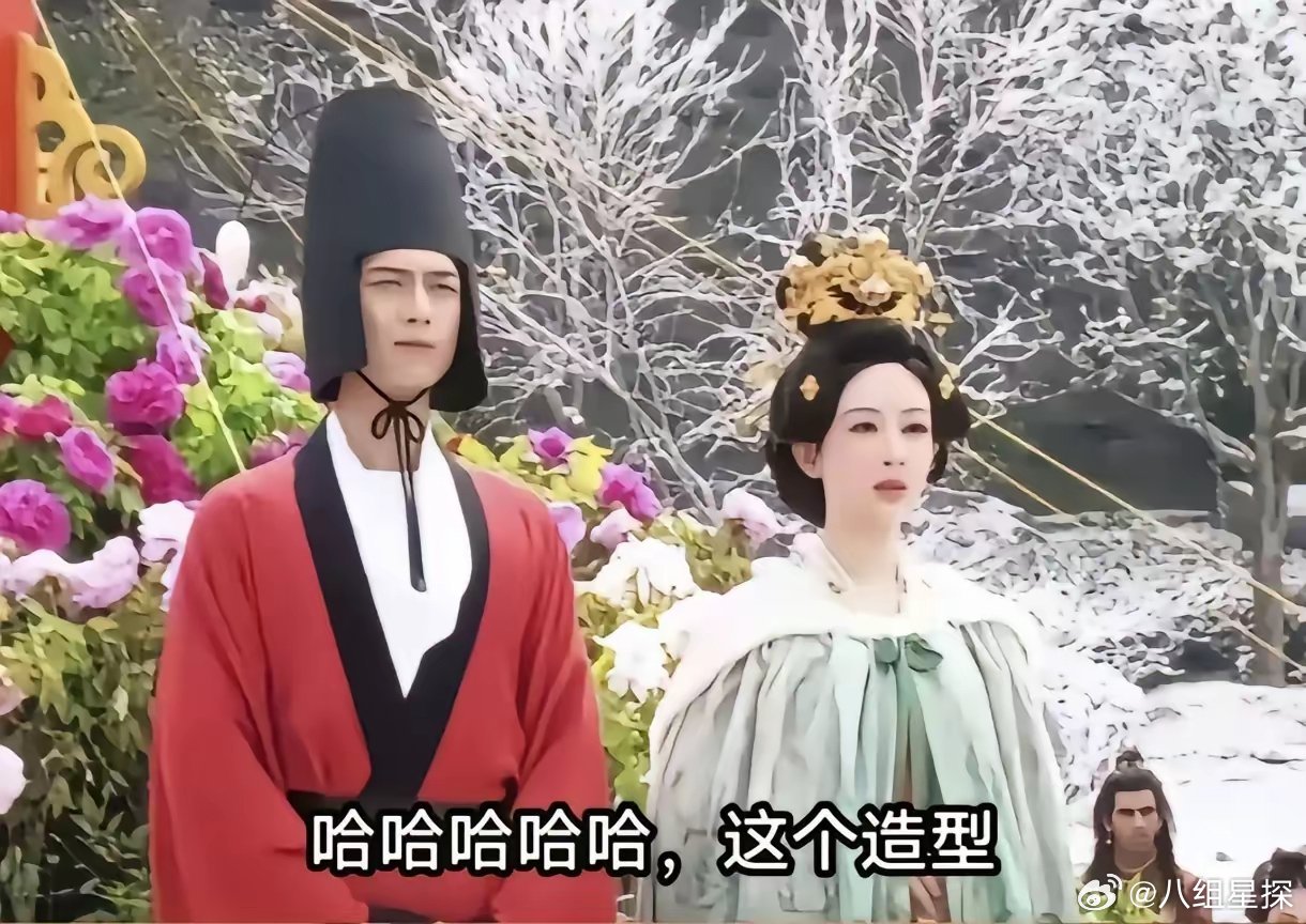 《锦绣芳华》的导演后悔极了，不是因为杨紫的加入，也不是李现的加入，而是他怎么也没