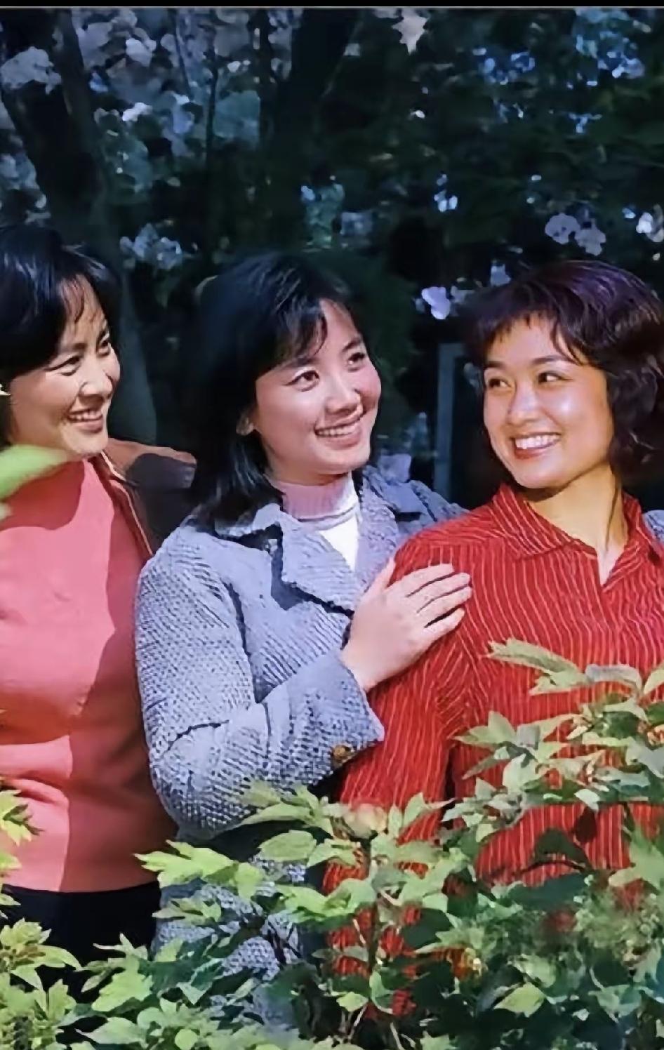 80年代，北影三枝花刘晓庆、李秀明、张金玲火遍大江南北。刘晓庆演技张力足，三夺百