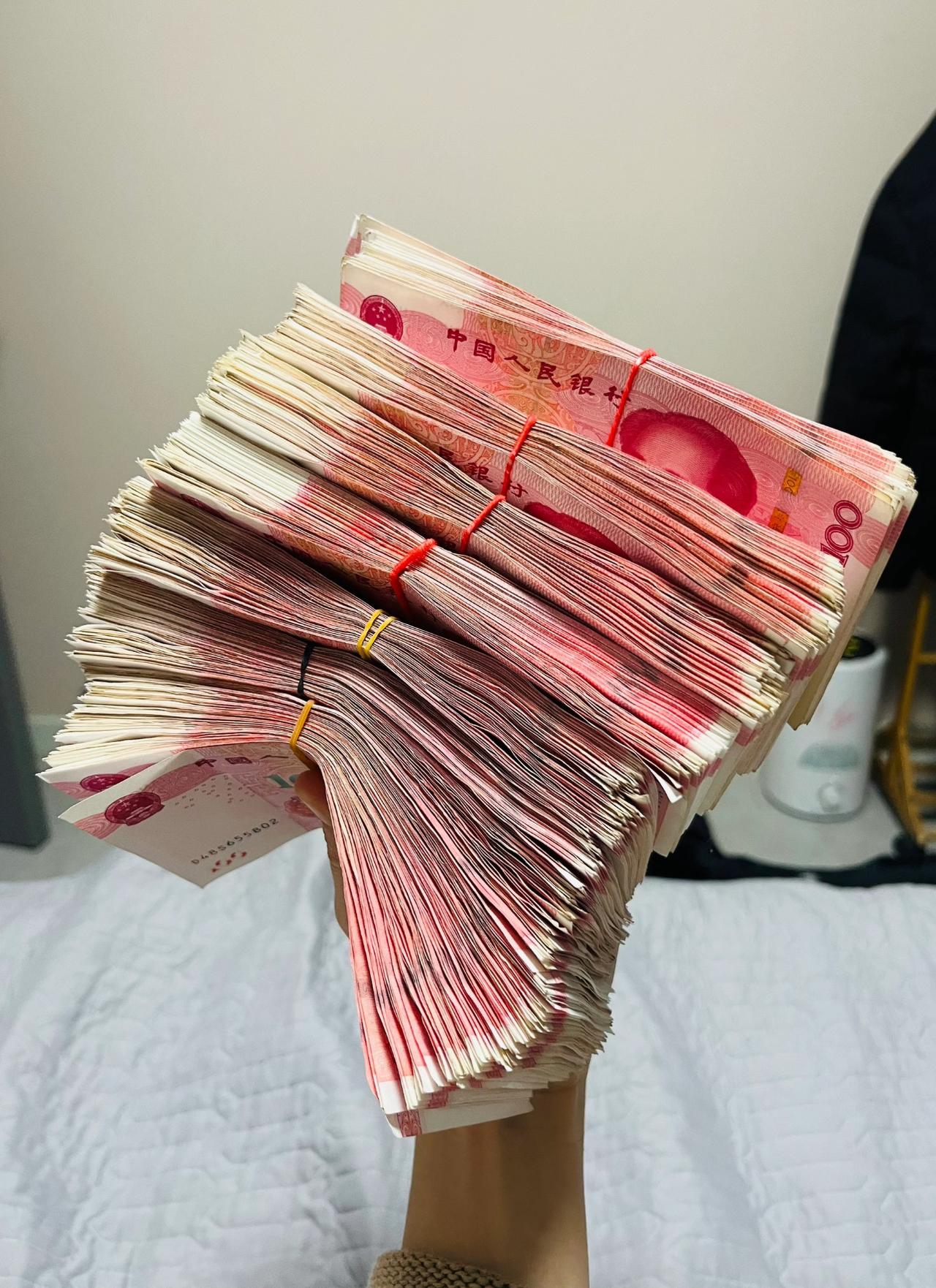 钱，太重要了！你手里有一万，失业了也能保自己三个月的体面。存够三万，就