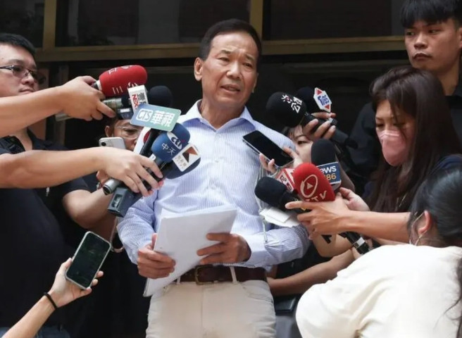 黄国昌上午表示“钟小平公开道歉，柯P选择原谅撤回自诉，柯主席如此的气度与格局令人