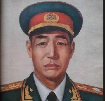 就因为听了一句话，徐向前82岁生日他死活不过，徐向前有个外号，叫"布衣元帅"