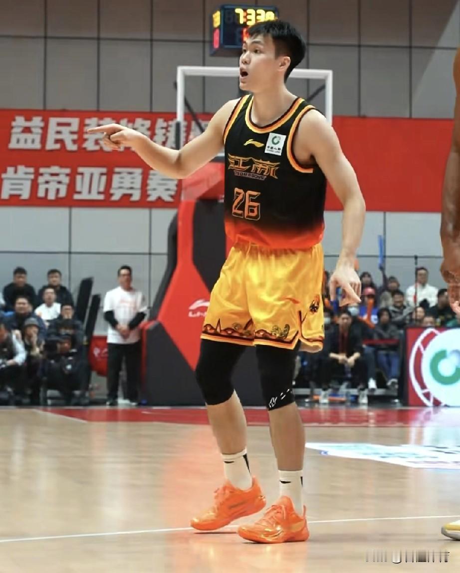 庞峥麟的厉害真不是吹的啊？从NBL跨越到CBA，竟然只用5场比赛，就打破了外界的