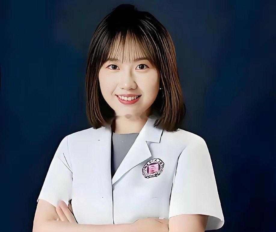 湖南省人民医院的曾医生这回算是摊牌了，直接开号喊话，让大家别盯着他那点“不光彩”