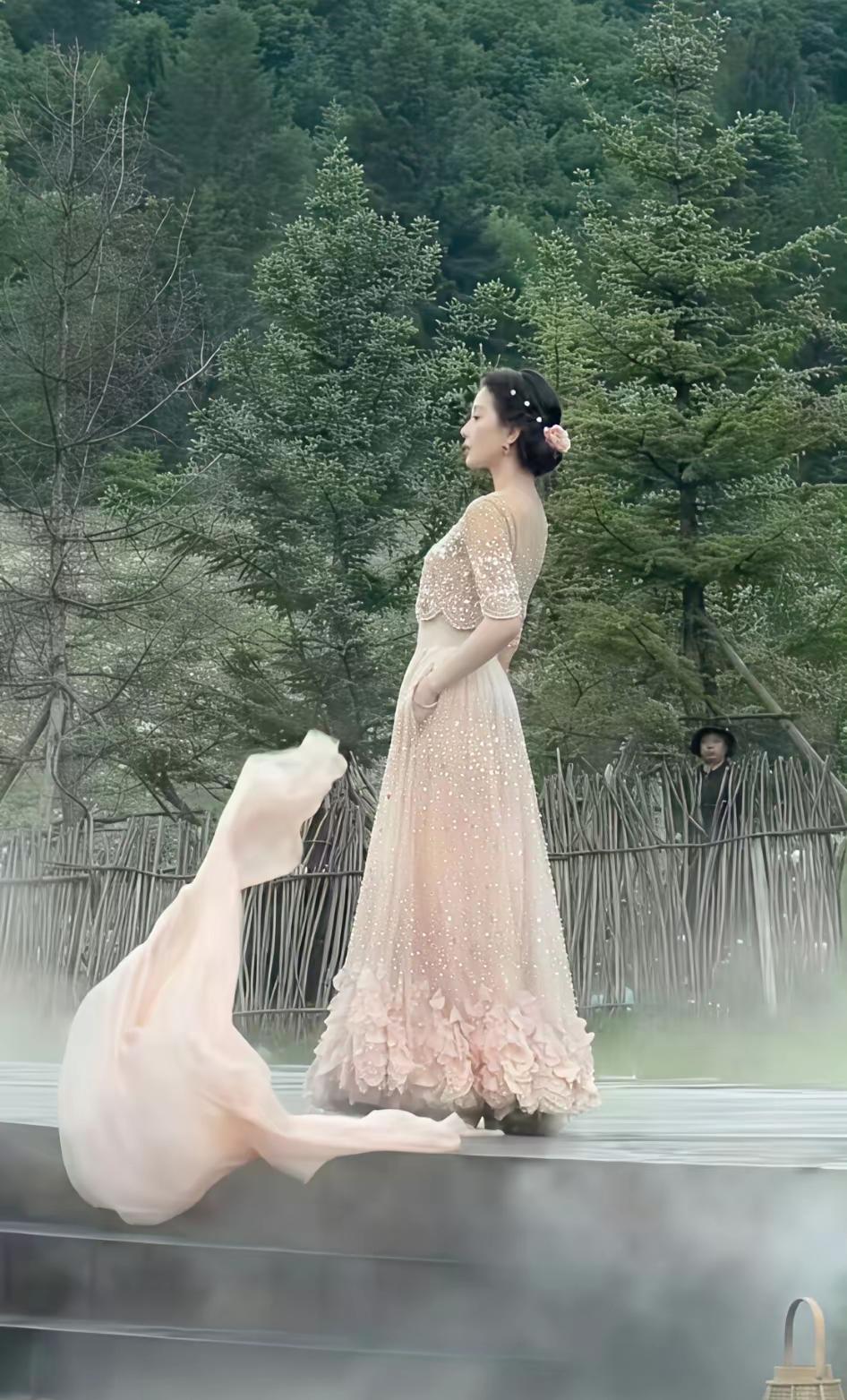 本以为拿下Vogue压轴能惊艳全场，没想到刘诗诗这次反倒翻了车，精心筹备的美