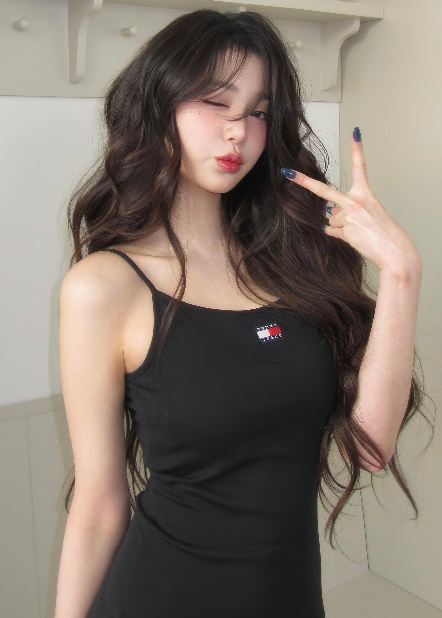 “还是最想成为张元英🍒”​​​
