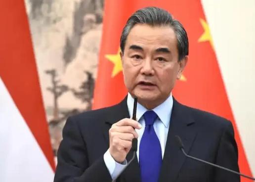 果然还是得我们出马！巴基斯坦、土耳其、巴林、俄罗斯一个接一个上前劝伊朗，全被哈梅