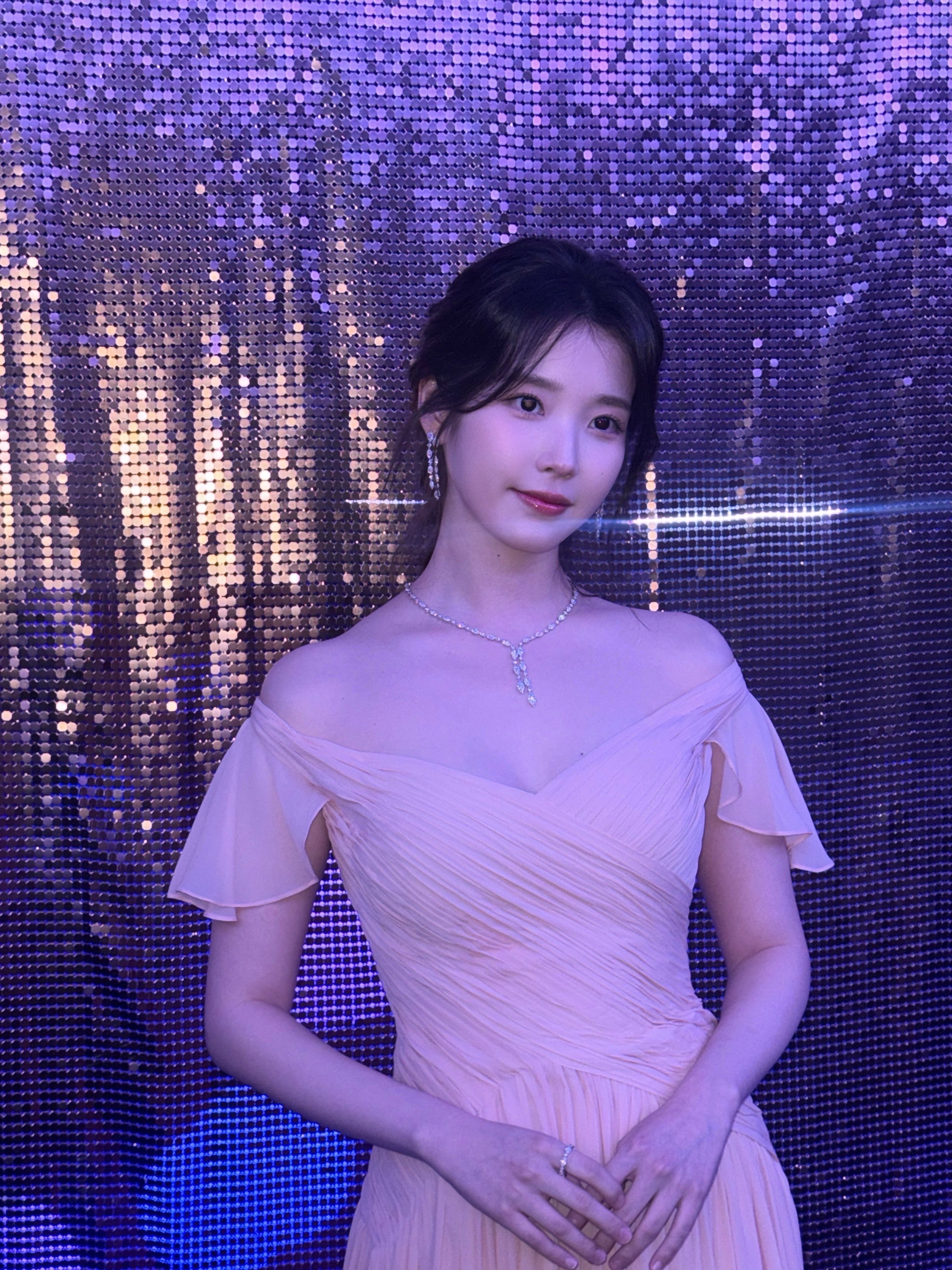 IU李知恩🍥✨