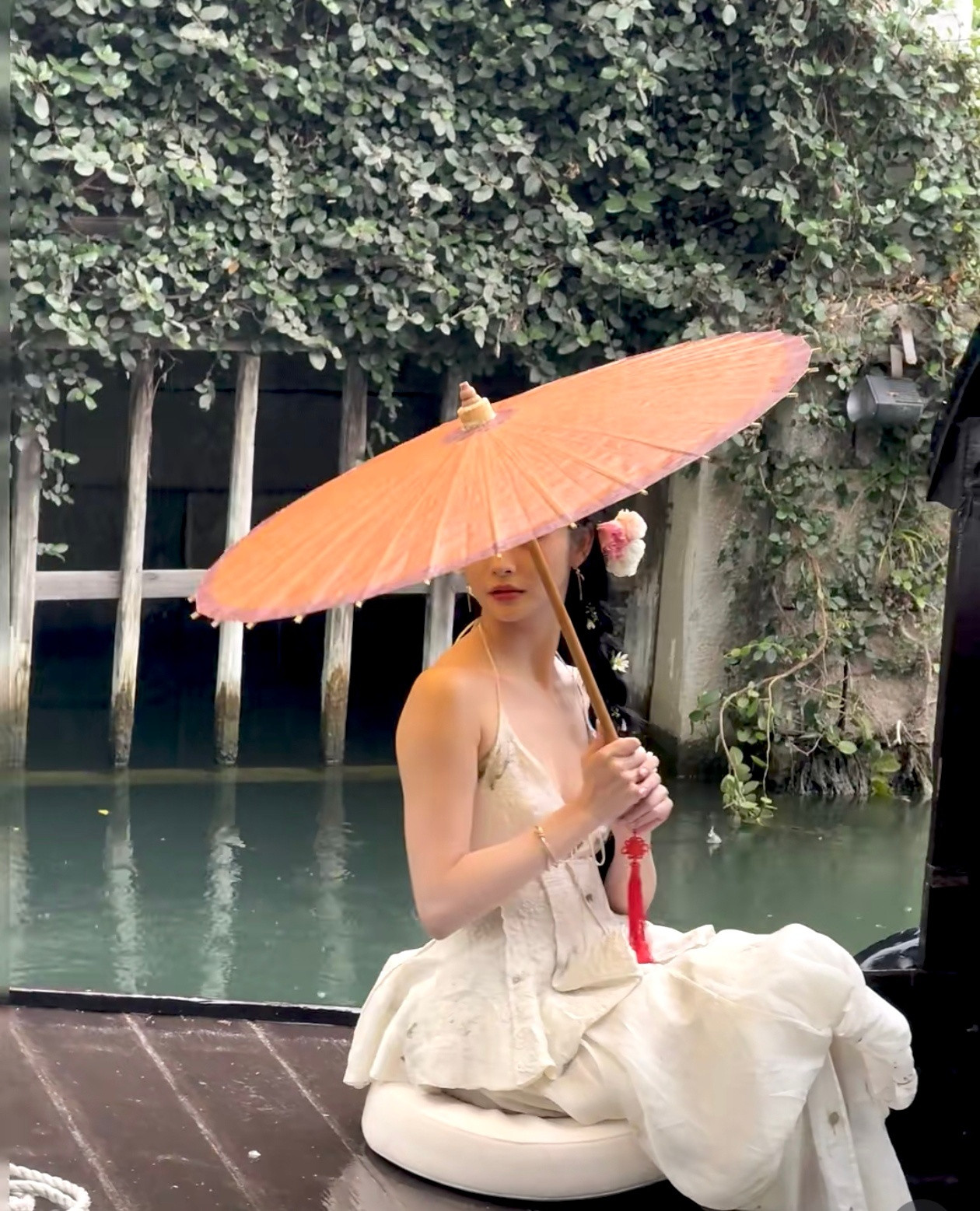 周洁琼琵琶女具象化了周洁琼京城贵女既视感谁懂啊！她真的把《琵琶行》里“千呼万唤始