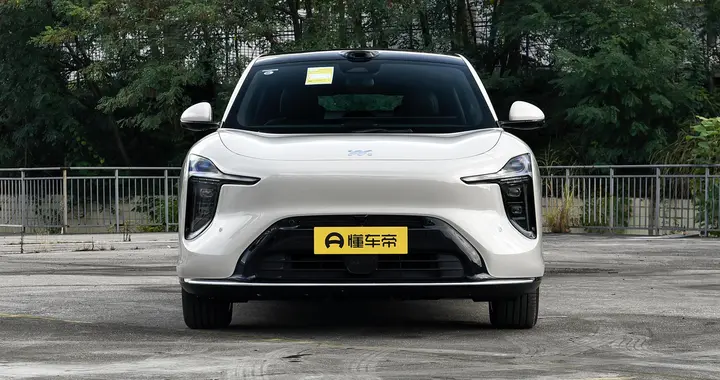 续航782km, 900V快充+线控灵蜥底盘, 这款大五座SUV适合年轻人