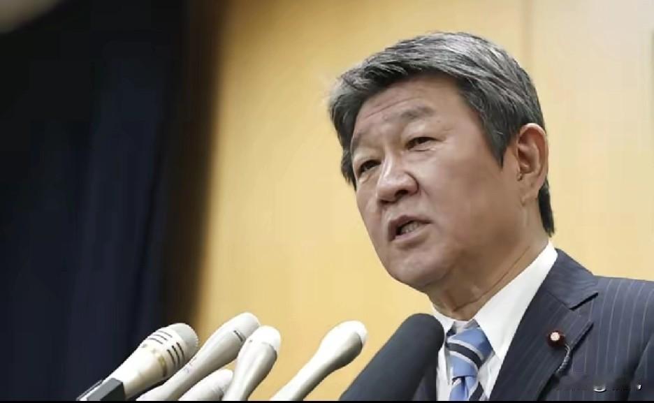 就刚刚，日本相外摊牌了！日本外务大臣茂木敏充连发高压通告，强烈要求中国方面“处